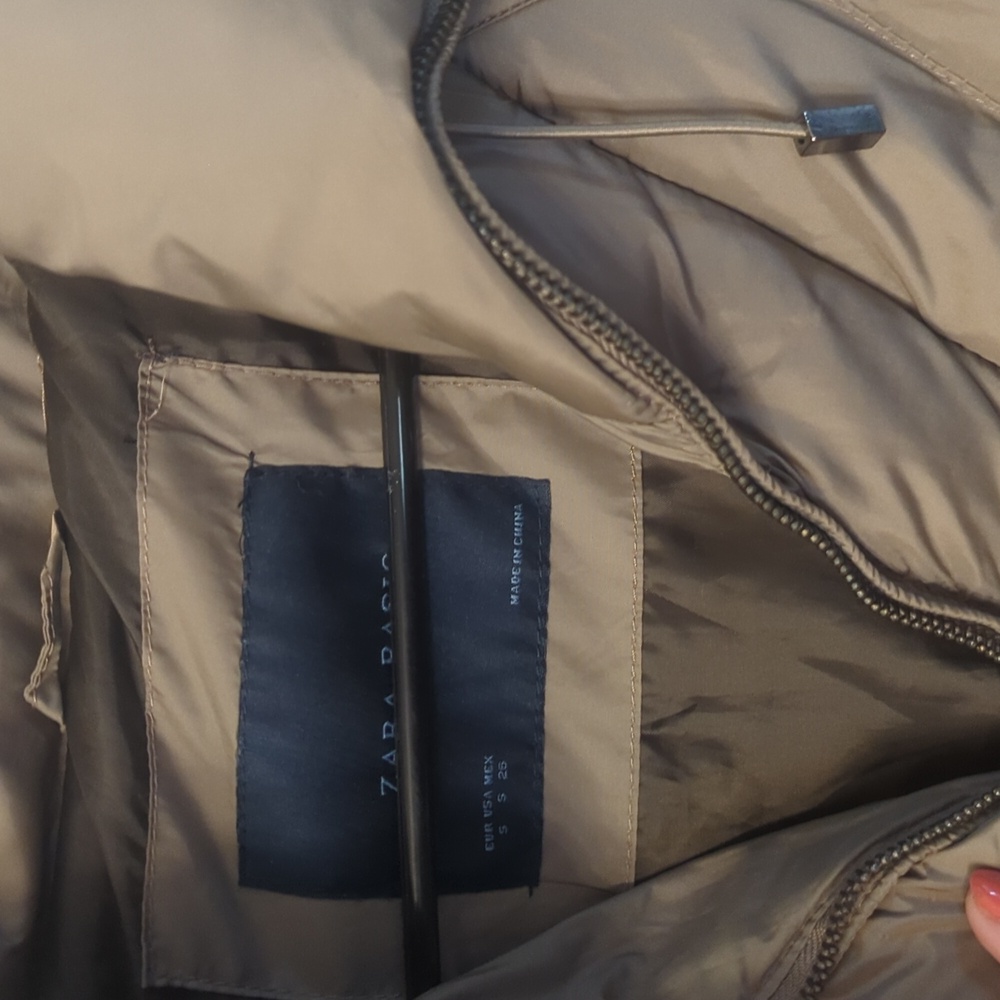 Zara Puffer Jacket - Picture 4 of 5